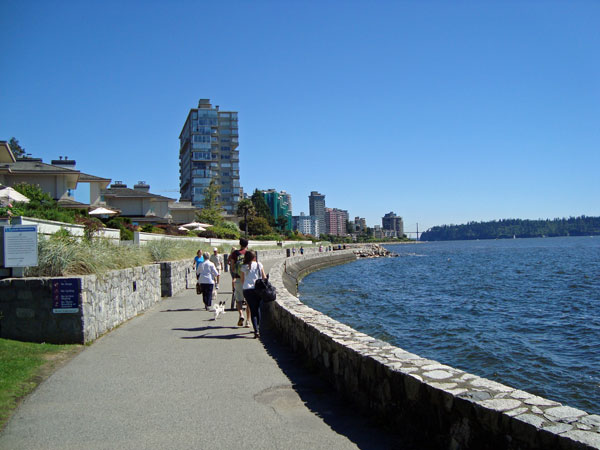 West Vancouver Seawall (Photo credits: http://planedev.com)